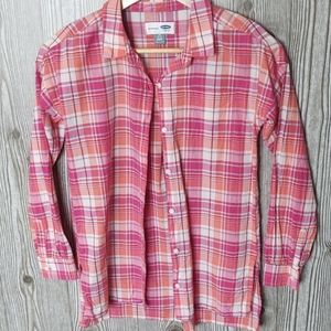 Old Navy boyfriend long sleeve plaid shirt